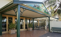Twin Willows Hotel - Accommodation Nelson Bay